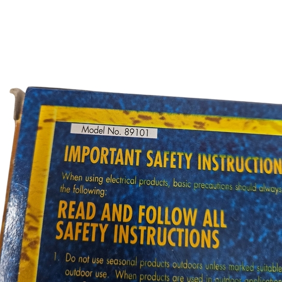 NIB Foremost 100 Icicle Add-a-Set White‎ Lights White Wire Christmas Lights - Picture 4 of 8